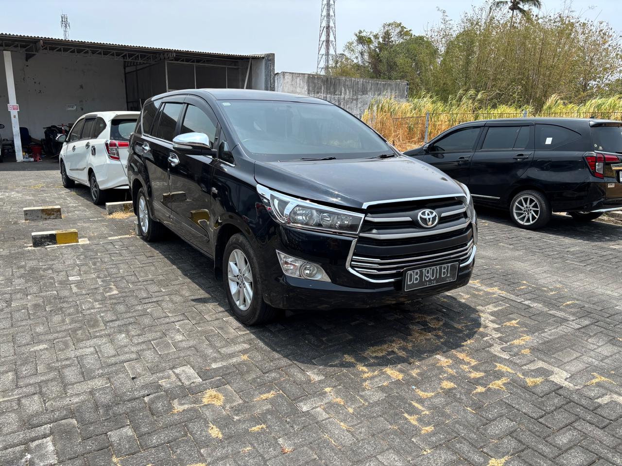 Innova G 2.0 M/T 2016